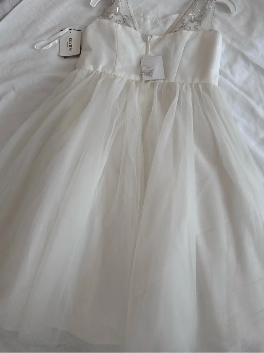 David’s Bridal DB Studio Flower Girl Dress Ivory Tulle Beaded Size 8 NWT - Picture 2 of 11